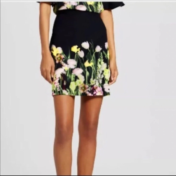 Victoria Beckham for target skirt - Picture 2 of 5